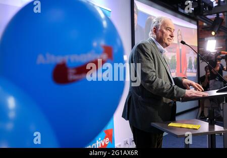 Magdeburg, Germany. 06th June, 2021. Alexander Gauland, leader of the AfD parliamentary group, speaks at a party election party. Credit: Jan Woitas/dpa/Alamy Live News Stock Photo