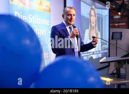 Magdeburg, Germany. 06th June, 2021. Tino Chrupalla, federal spokesman for the AfD, speaks at an election party for the party. Credit: Jan Woitas/dpa/Alamy Live News Stock Photo