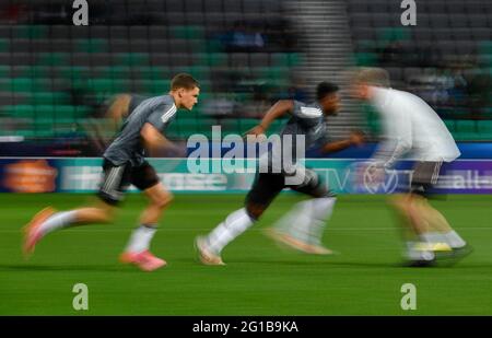 Ljubljana, Slovenia. 06th June, 2021. Football, U-21 Men: European Championship, Portugal - Germany, final round, final at Stozice stadium. German players warming up. Credit: Marton Monus/dpa/Alamy Live News Stock Photo