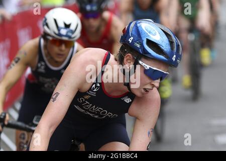 Leeds, UK. 06th June, 2021. Non Stanford in action during the AJ Bell 2021 World Triathlon Series in Roundhay Park, Leeds. Credit: SPP Sport Press Photo. /Alamy Live News Stock Photo