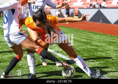 Cumbernauld, UK. 06th June, 2021. Niamh Farrelly (#17) of Glasgow City FC during the Scottish Building Society Scottish Women's Premier League 1 Fixture Glasgow City FC vs Rangers FC, Broadwood Stadium, Cumbernauld, North Lanarkshire, 06/06/2021 | Credit: Colin Poultney/Alamy Live News Stock Photo