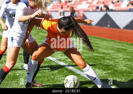 Cumbernauld, UK. 06th June, 2021. Niamh Farrelly (#17) of Glasgow City FC during the Scottish Building Society Scottish Women's Premier League 1 Fixture Glasgow City FC vs Rangers FC, Broadwood Stadium, Cumbernauld, North Lanarkshire, 06/06/2021 | Credit: Colin Poultney/Alamy Live News Stock Photo