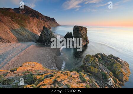 Sea Stacks and rocks near to Trefor, on the Llŷn Peninsula, North Wales, UK Stock Photo