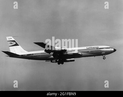 ルフトハンザ航空 B707-430 Aviationtag 白黒 Last existing Lufthansa Boeing 707-430 at Aviationtag