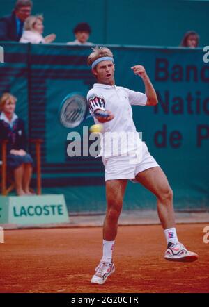 french-tennis-player-thierry-