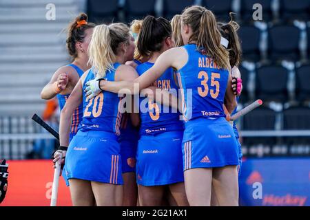 AMSTELVEEN, NETHERLANDS - JUNE 7: Netherlands scores fourth goal during the Euro Hockey Championships match between Spanje and Nederland at Wagener Stadion on June 7, 2021 in Amstelveen, Netherlands (Photo by Jeroen Meuwsen/Orange Pictures) Stock Photo