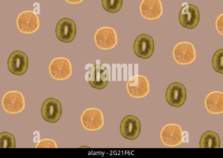 Set of round summer fruit slices Stock Photo - Alamy