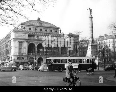 geography / travel, France, Paris, Theatre du Chatelet, Place du Chatelet, 1950s, theatre, place, ADDITIONAL-RIGHTS-CLEARANCE-INFO-NOT-AVAILABLE Stock Photo