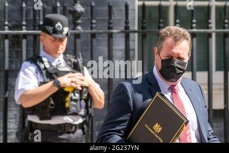 London, UK. 08th June, 2021. Mark Spenser, Chief Whip arrives at a cabinet meeting at 10 Downing Street London. Credit: Ian Davidson/Alamy Live News Stock Photo