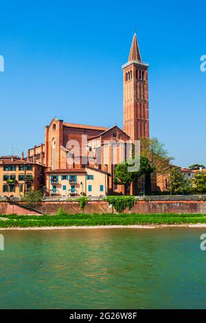 Santa Anastasia Church and Adige river in Verona, Veneto region in Italy Stock Photo