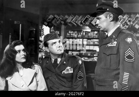 Karl Malden, Richard Widmark, Elaine Stewart, 'Take the High Ground!' (1953) MGM / File Reference # 34145-138THA Stock Photo