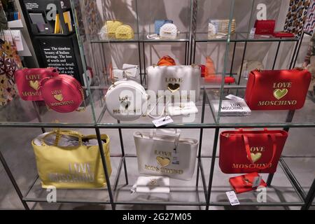 Moschino store discount toronto