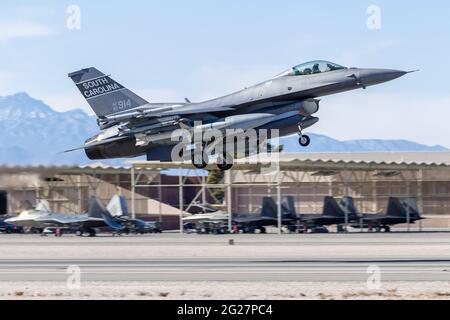 A South Carolina Air National Guard F-16CJ Fighting Falcon taking off. Stock Photo