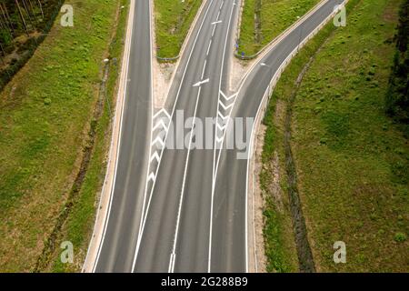 top down view of a multi-lane highway with driveways, close-up Stock Photo