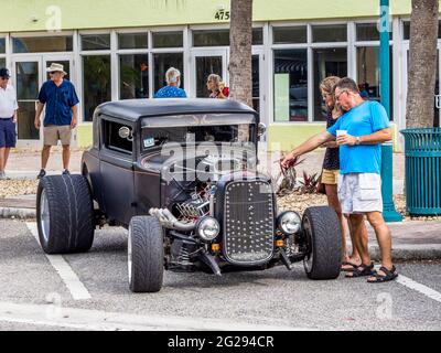 357 Popular Dearborn street englewood fl antique car show for Iphone Home Screen