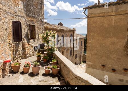 The old medieval city San Gimignano, Tuscany, Italy Stock Photo