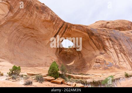 Bowtie arch in Moab Utah on the way to Corona Arch Stock Photo