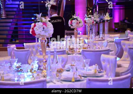 Moroccan Table setting at a luxury wedding reception Stock Photo