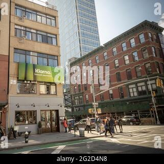 New York, USA. 06th Apr, 2019. A billboard in Soho in New York advertises the Swedish online payment processor, Klarna, seen on Saturday, April 6, 2019. Klarna announced a new funding round raising $639 million led by SoftBank (Photo by Richard B. Levine) Credit: Sipa USA/Alamy Live News Stock Photo