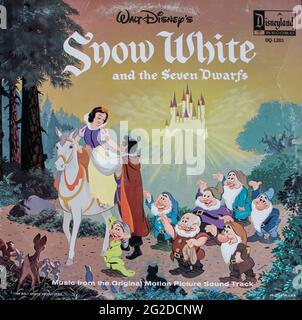 Walt Disney's SNOW WHITE AND THE SEVEN DWARFS 1937 supervising director ...