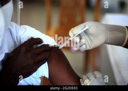 Colombo, Sri Lanka. 10th June, 2021. Sinopharm vaccine is used in Sri Lanka to reduce the spread of covid-19. (Photo by Hirantha Gunathilaka/Pacific Press) Credit: Pacific Press Media Production Corp./Alamy Live News Stock Photo