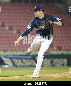 11th June, 2021. LG Twins' Lee Min-ho Lee Min-ho of the LG Twins throws a  pitch against the NC Dinos during a Korea Baseball Organization match held  at Jamsil Baseball Stadium in