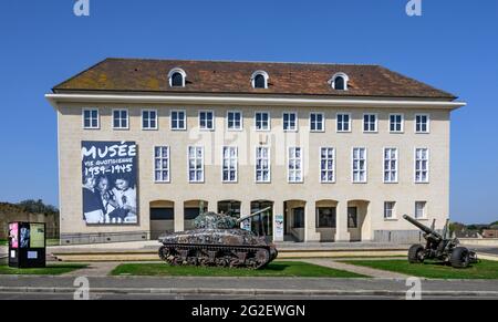 The Mémorial de Falaise - La Guerre des Civils recalls daily life during World War 2. Jeff Aerosol painted the historic tank in front of the museum. Stock Photo