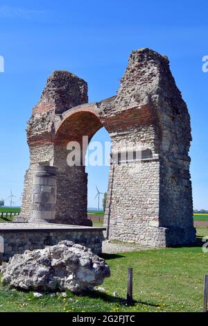 Austria, the public Heidentor aka Heathens Gate is the ruin of a Roman triumphal arch in the former legionary fortress Carnuntum situated on Danube Li Stock Photo