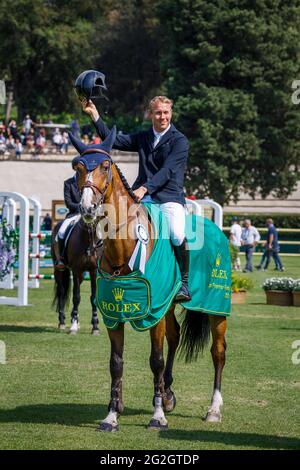 Rome, Italy. 30th May, 2021. Winner David Will (GER) onward C Vier 2 during the Rolex Grand Prix Rome at 88th CSIO 5* Master D'Inzeo at Piazza di Sien Stock Photo