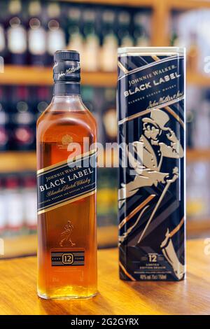 WHISKY JWALKER BLACK LABEL LATA 1X750 - imagen 3