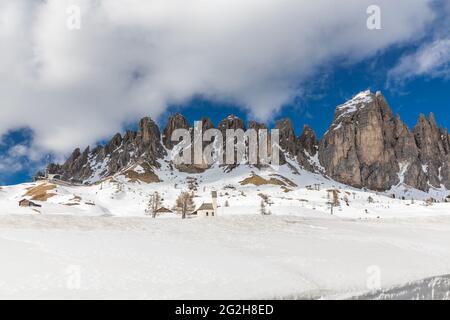 Ski areas at Pizes de Cier, 2592 m, Colfosco, Val Gardena, Grödner Joch, Sellaronda, South Tyrol, Alto Adige, Dolomites, Italy, Europe Stock Photo