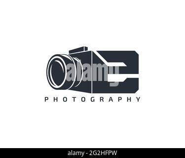 Camera logo template. Camera logo icon on white background. Trendy design logo camera. Stock Vector