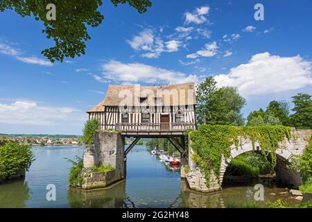 Le Vieux Moulin de Vernon, old customs house and landmark on the banks of the Seine, Vernon, France, Normandy, Eure department Stock Photo