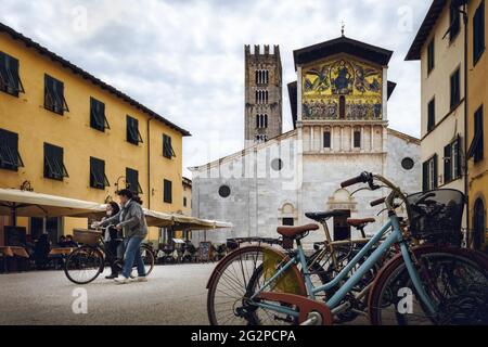 Lucca, Italy - May 23, 2021: The medieval ancient church of San Frediano, romanesque building in the town of Lucca (Tuscany, Italy) on may 23, 2021 Stock Photo