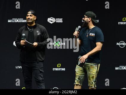 Hollywood, Florida, USA. 11th June, 2021. Fousey and Keemstar hosts LiveXLive's Social Gloves: Battle Of The Platforms Pre-Fight Weigh-In at Hard Rock Live! in the Seminole Hard Rock Hotel & Casino on June 11, 2021 in Hollywood, Florida. Credit: Mpi10/Media Punch/Alamy Live News Stock Photo