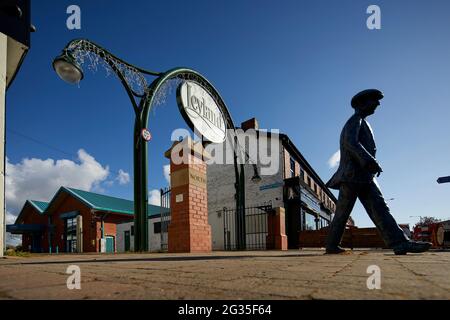 Leyland Lancashire indoor market and Leyland Worker statue Stock Photo