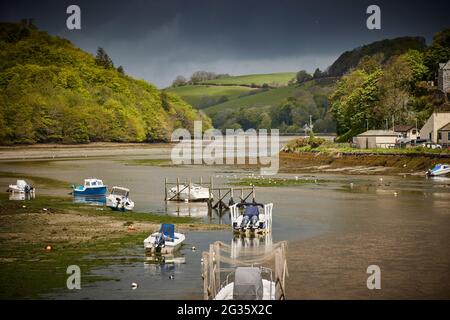 CORNISH fishing port Looe in Cornwall Looe East River Stock Photo