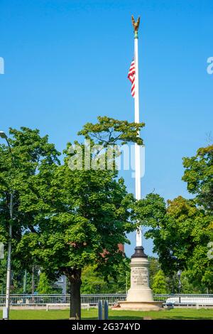 Flagstaff Park next Old Harvard Yard in historic city center of Cambridge, Massachusetts MA, USA.   Old Yard of Harvard Yard, Harvard University, Camb Stock Photo