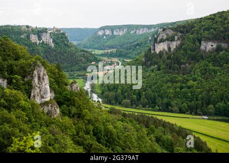 View from the Eichfelsen to Werenwag Castle, near Irndorf, Upper Danube nature park Park, Upper Danube Valley, Danube, Swabian Alb Stock Photo