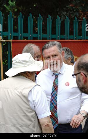 Banbury, Oxfordshire, UK. 14th June, 2021. The Rt Hon MP Barry Gardiner visits the Jacobs Douwe Egberts (JDE) coffee plant in Banbury, to launch a Private Members Bill to legislate against the practice of ‘fire and rehire' that some have called a ‘predatory' move by businesses post coronavirus pandemic. Negotiations with the union Unite have stalled, and JDE management has now issued dismissal notices to 300 associates. PICTURED: Rt Hon Barry Gardiner MP Credit: Bridget Catterall/Alamy Live News Stock Photo