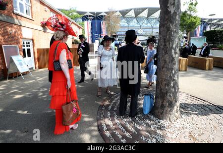 Racegoers queue up to enter the course ahead of day one of Royal Ascot at Ascot Racecourse. Picture date: Tuesday June 15, 2021. Stock Photo
