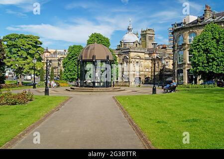 UK, North Yorkshire, Harrogate, Royal Baths and Town Centre from Crescent Gardens Stock Photo