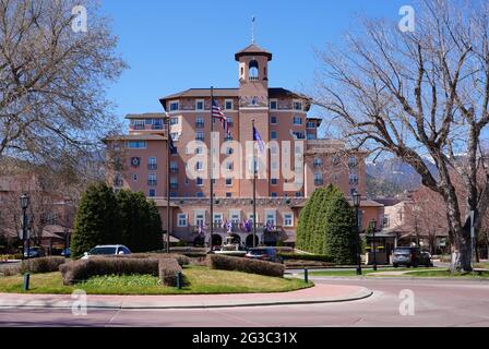 COLORADO SPRINGS, CO- 9 APR 2021- View of the landmark Broadmoor Hotel located at the foot of Pikes Peak mountain in Colorado Springs, Colorado, Unite Stock Photo