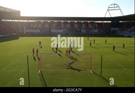 Scotland goalkeeper Lee Alexander makes a save during the international friendly match at Parc y Scarlets in Llanelli, Wales. Picture date: Tuesday June 15, 2021. Stock Photo