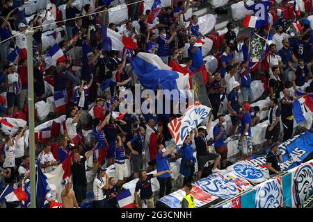 MUNICH, GERMANY - JUNE 15: French fans celebrating during the UEFA Euro 2020 match between France and Germany at Allianz Arena on June 15, 2021 in Munich, Germany (Photo by Andre Weening/Orange Pictures) Stock Photo