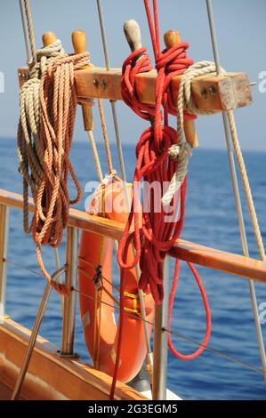maritime theme - Sailing boat ropes Stock Photo - Alamy