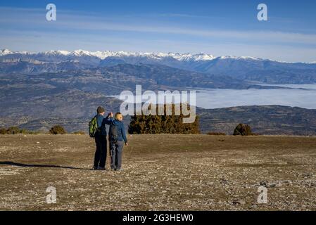 Winter views of the Pyrenees, seen from Sant Alís summit, the highest peak of Montsec (Pallars Jussà, Catalonia, Spain) Stock Photo