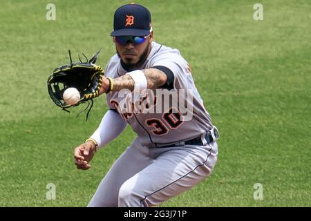 Houston, United States. 06th May, 2022. Detroit Tigers first baseman Harold  Castro (30) waiting his turn to take batting practice before the MLB game  between the Houston Astros and the Detroit Tigers