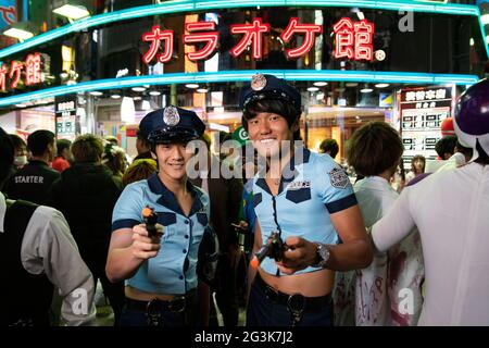 People celebrating Halloween in Shibuya, Tokyo, Japan Stock Photo