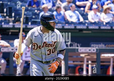 Houston, United States. 06th May, 2022. Detroit Tigers first baseman Harold  Castro (30) waiting his turn to take batting practice before the MLB game  between the Houston Astros and the Detroit Tigers